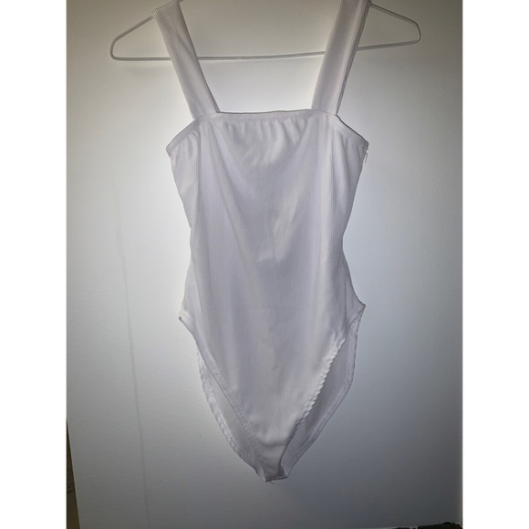 Boohoo Bodysuit - Picture 3 of 4